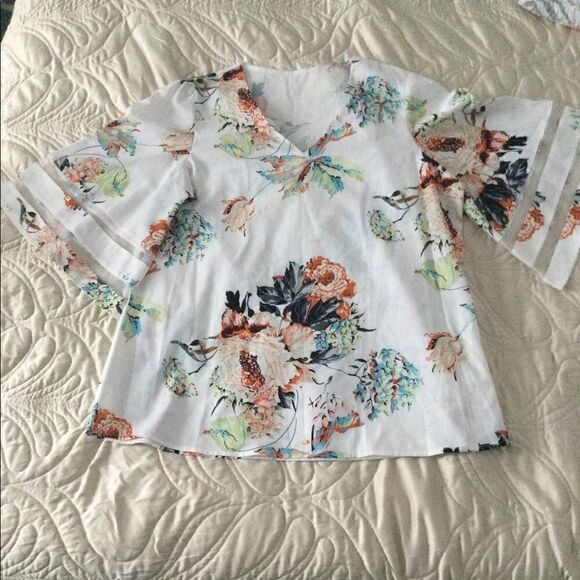 Floral tunic L sheer panels - Picture 1 of 6